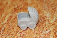 Foto Carrinho de beb de Porcelana sem lao  6,0 x 6,0 