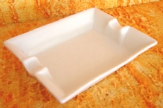 Foto Cinzeiro de Porcelana 9 retangular (charuto) 
