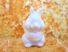 Foto Coelhinho de Porcelana
