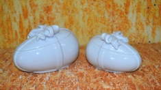 Foto Ovo de pscoa deitado de Porcelana com lao 2a medida  9x 16