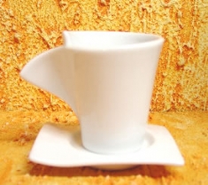 Foto Xcara de Porcelana Niteri para Capucino sem pires   100ml