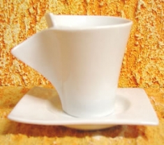 Foto Xcara de Porcelana Niteri para Ch sem pires  180ml
