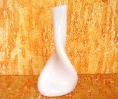 Foto Vaso de Porcelana torcido Braslia 1    31,0 x 16,0