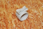 Foto Porta guardanapo de Porcelana laço 1 5,8 x 2,5